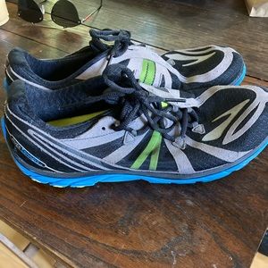 Brooks pure connect running shoes size 12